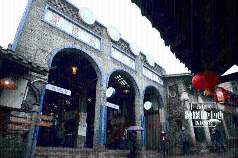 买问界M7最大的难点,要不要花6000元,给车内换个内饰颜色