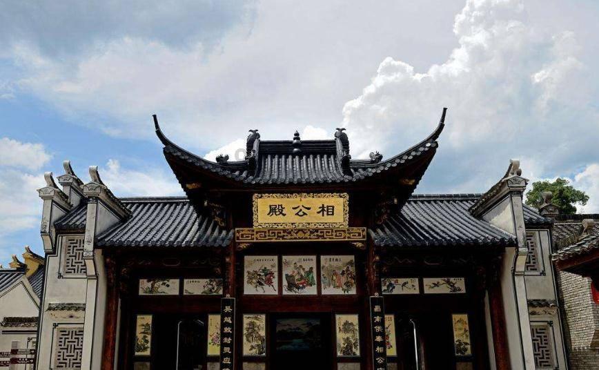 神十七乘组在轨时间过半，他们吃上了在太空种植的蔬菜
